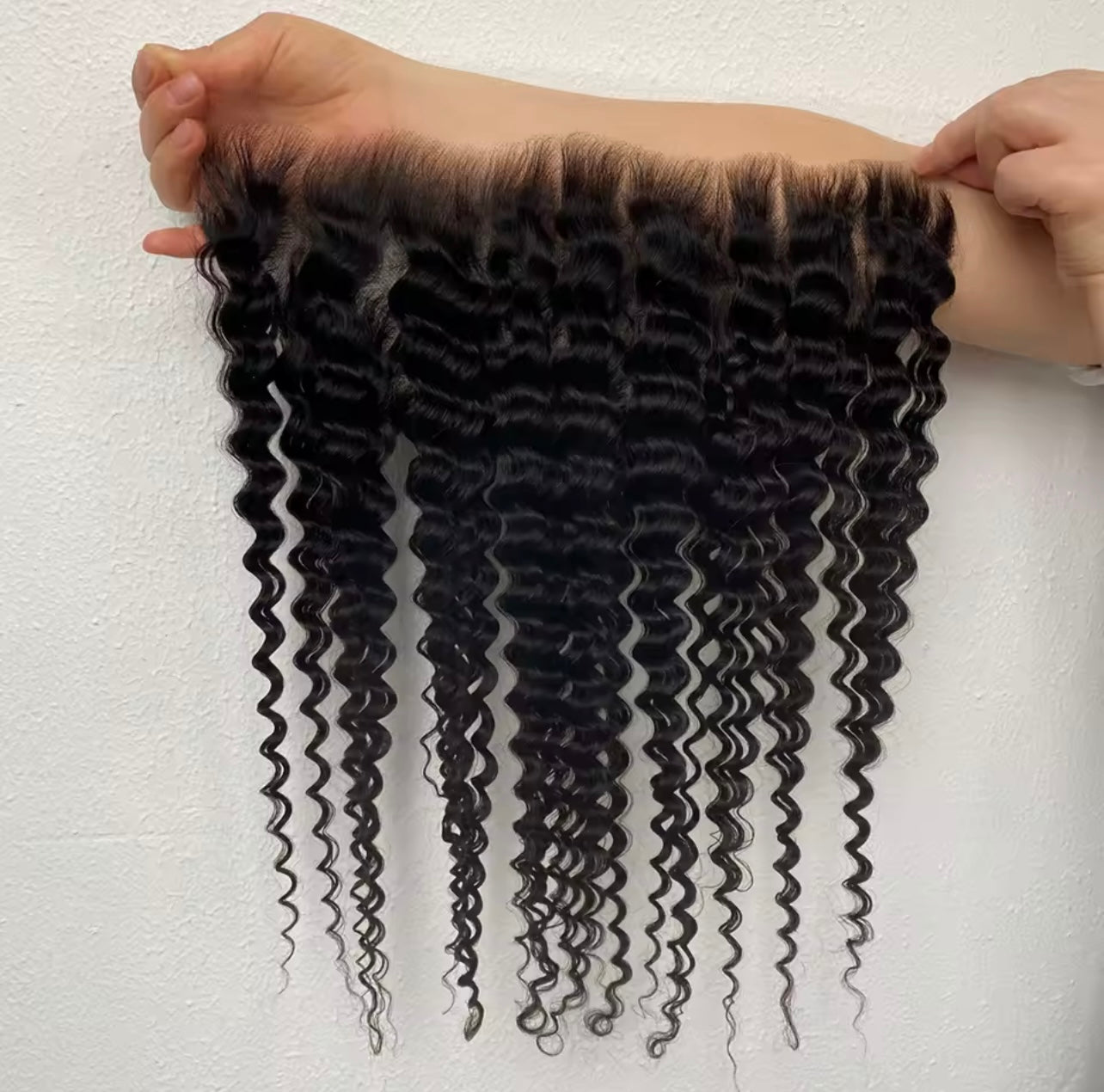 LACEFRONTAL CURLY 13x4